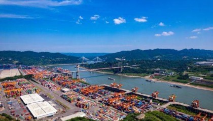 “电力引擎”点亮“陆海明珠”