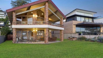 他靠挖比特币暴富，如今1550万买下这片海滩豪宅…