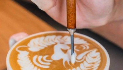 澳门火了30年的咖啡老店惊现珠海，还可葡币支付！？