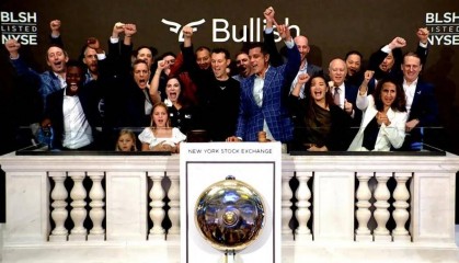 Bullish纽交所上市：手握2.4万枚比特币 大涨89% 公司市值102亿美元