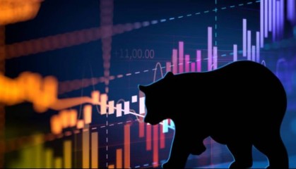 比特币价格跌破10万美元，市场情绪极度悲观