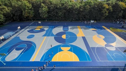 丙烯酸球场一个平方大约多少钱