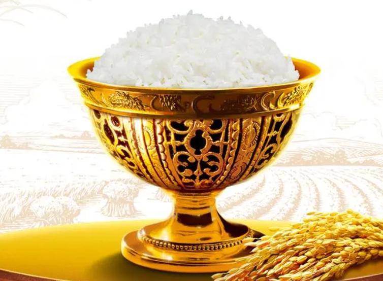 古代一两银子等于现在多少人民币？你的月薪是几品官员的收入呢？