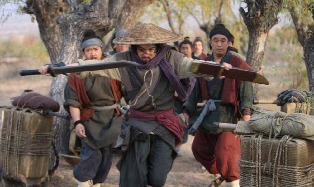 水浒中，杨志弄丢10万贯生辰纲，换成现在的人民币，等于多少钱？