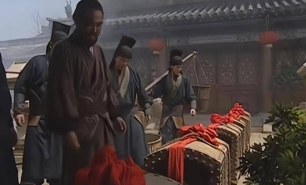 水浒中，杨志弄丢10万贯生辰纲，换成现在的人民币，等于多少钱？
