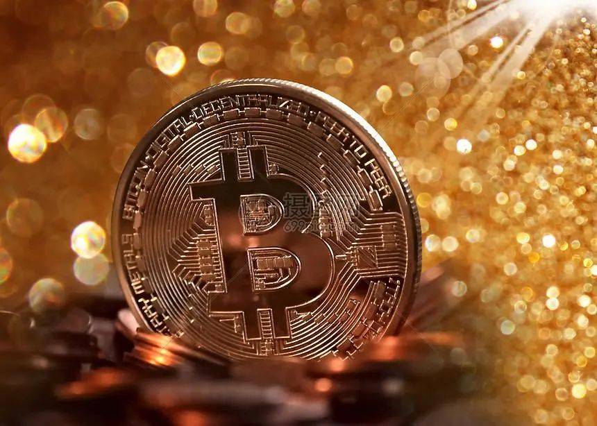 比特币太离谱！单价突破12.4万美金，十万人爆仓34亿人民币
