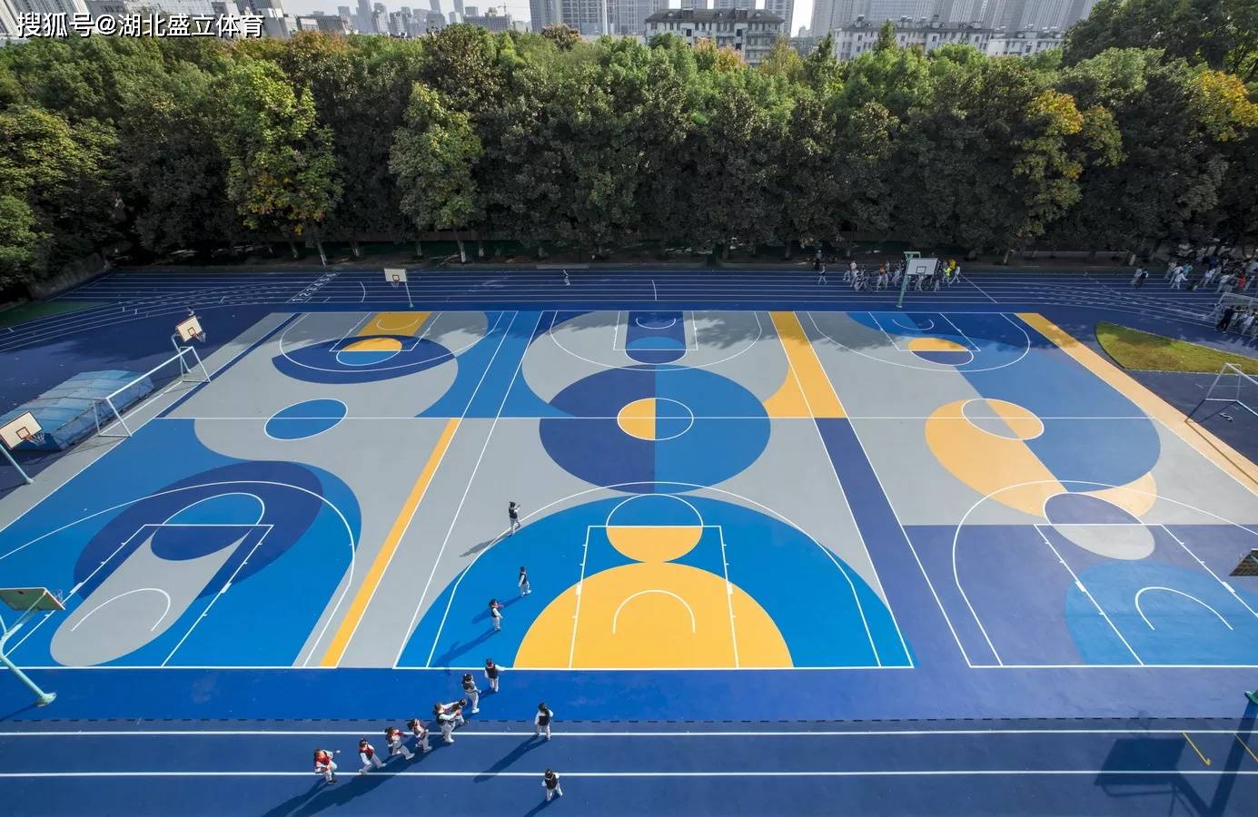 丙烯酸球场一个平方大约多少钱