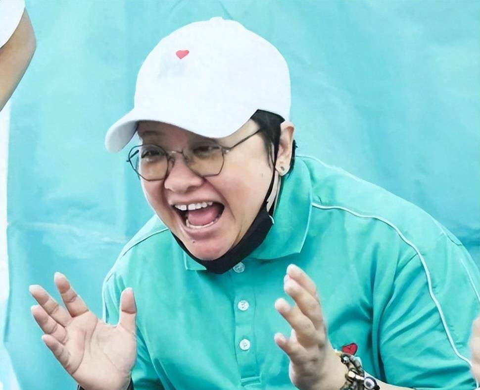 香港大火捐款，韩红基金会捐款千万，霍启刚代表家族支援
